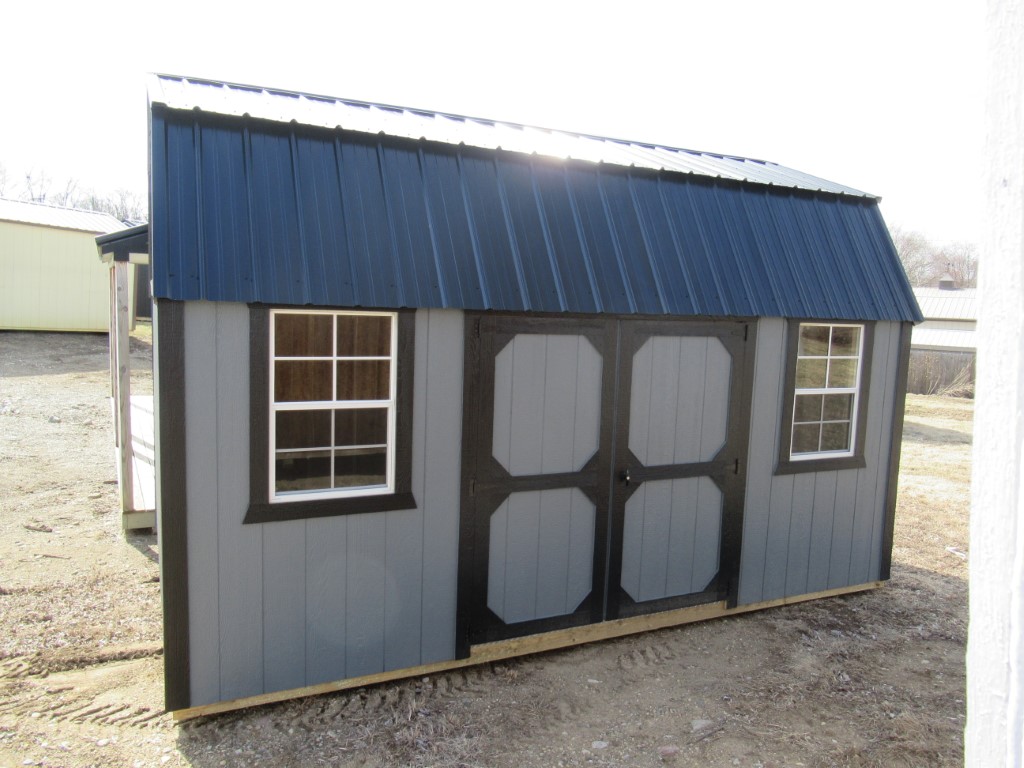 Side Lofted Barn