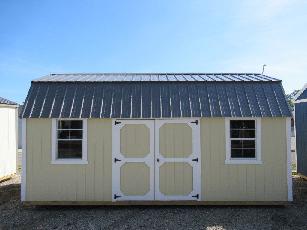Side Lofted Barn